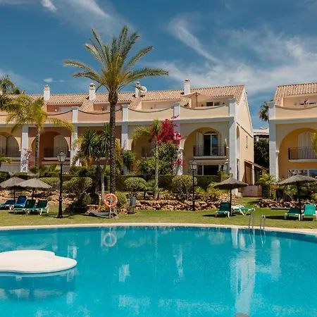 House Next To The In Dunas, Bahia De *