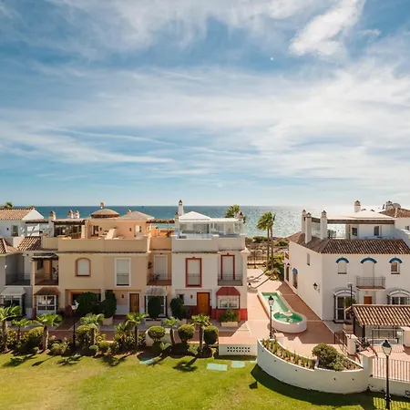 House Next To The In Dunas, Bahia De Holiday home *